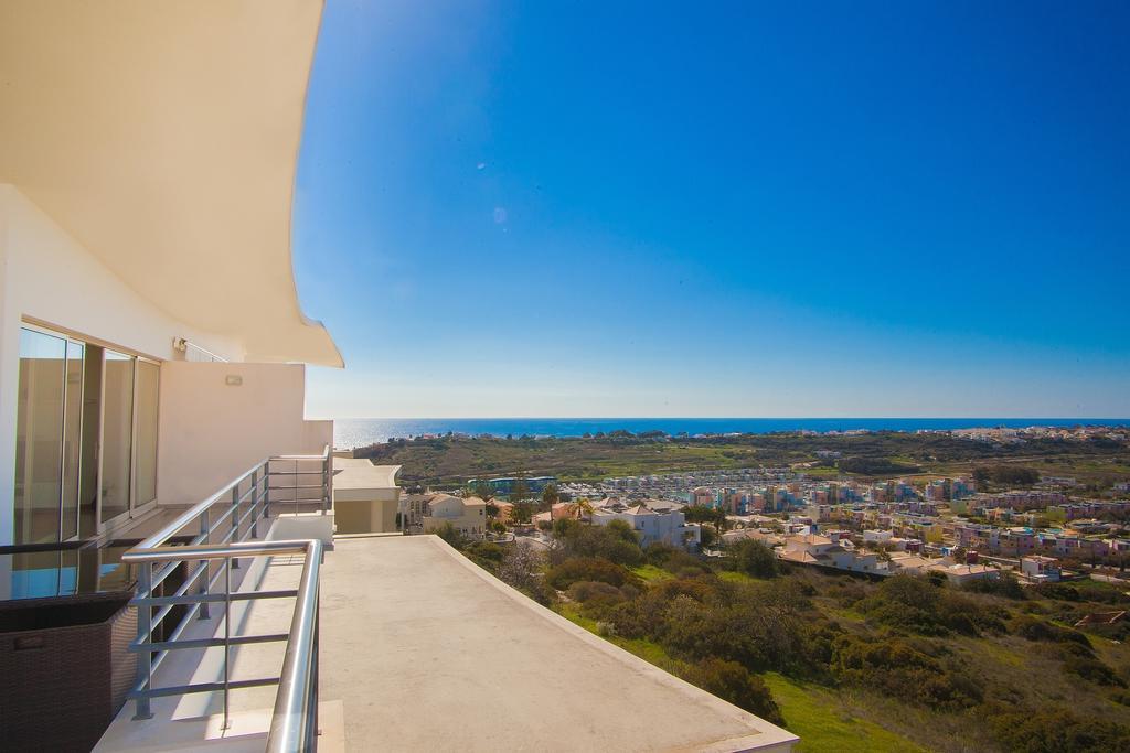 Apartamento Sea View Penthouse In Albufeira Habitación foto